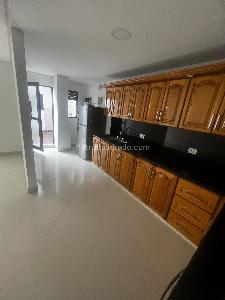 Apartamento de 4 alcobas en venta en Simon Bolivar, Medellín, 215 m² · foto 4 de 20