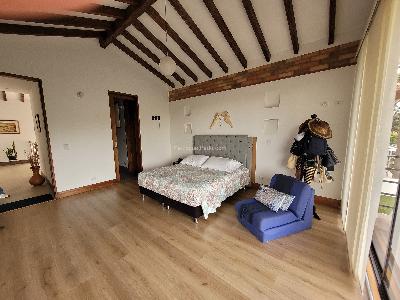Casa de 4 alcobas en venta en Linda Granja, Rionegro, 305 m² · foto 17 de 20