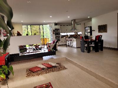 Casa de 4 alcobas en venta en Linda Granja, Rionegro, 305 m² · foto 6 de 20