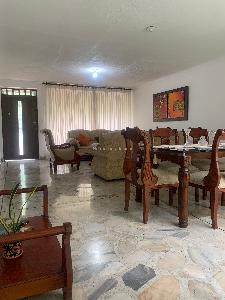 Casa de 5 alcobas en venta en San Fernando, Cali, 300 m² · foto 10 de 18