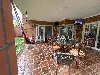 Apartamento en venta en El Poblado, Medellín · foto 4 de 20