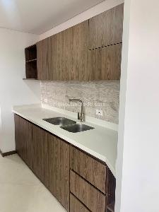 Apartamento de 3 alcobas en venta en San Antonio De Pereira, Rionegro, 87 m² · foto 2 de 13