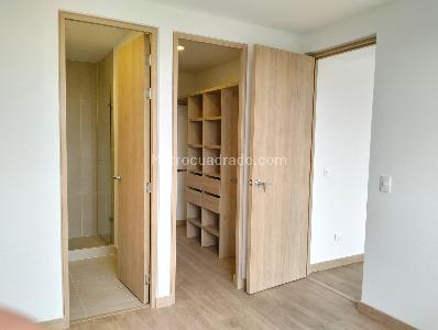 Apartamento de 2 alcobas en venta en Barro Blanco, Rionegro, 58 m² · foto 3 de 20