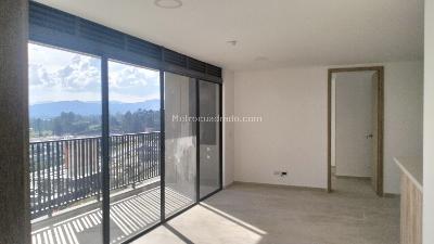 Apartamento de 2 alcobas en venta en Cambulo, Rionegro, 70 m² · foto 3 de 9