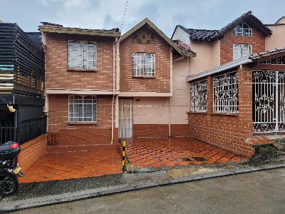 Casa de 3 alcobas en venta en La Catolica, Rionegro, 93 m² · foto 3 de 18