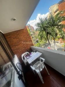 Apartamento de 4 alcobas en venta en Laureles Santa Teresita, Medellín, 136 m² · foto 6 de 20