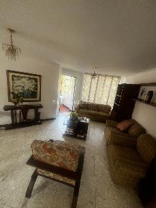 Apartamento de 4 alcobas en venta en Laureles Santa Teresita, Medellín, 136 m² · foto 7 de 20