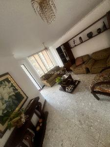 Apartamento de 4 alcobas en venta en Laureles Santa Teresita, Medellín, 136 m² · foto 9 de 20