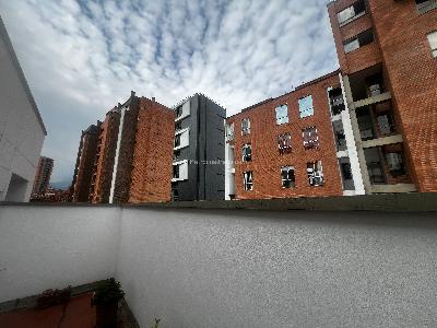 Apartamento de 5 alcobas en venta en Laureles, Medellín, 264 m² · foto 18 de 20