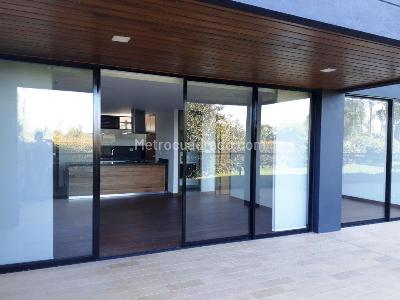 Apartamento de 3 alcobas en venta en Cabeceras, Rionegro, 191 m² · foto 3 de 18