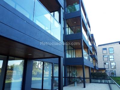 Apartamento de 3 alcobas en venta en Cabeceras, Rionegro, 191 m² · foto 9 de 18
