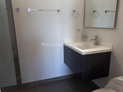 Apartamento de 3 alcobas en venta en Cabeceras, Rionegro, 191 m² · foto 16 de 18