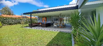 Casa de 3 alcobas en venta en Cabeceras, Rionegro, 1930 m² · foto 10 de 17