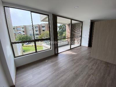 Apartamento de 1 alcoba en venta en Llanogrande, Rionegro, 55 m² · foto 2 de 18