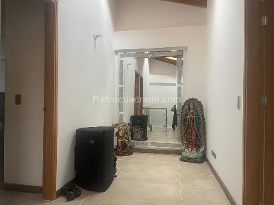 Casa de 4 alcobas en venta en San Antonio, Rionegro, 165 m² · foto 3 de 15