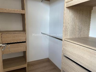 Apartamento de 2 alcobas en venta en San Antonio, Rionegro, 72 m² · foto 18 de 20