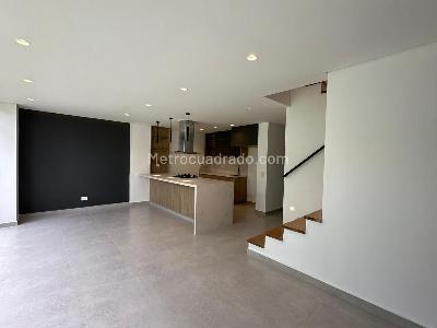 Casa de 4 alcobas en venta en Barro Blanco, Rionegro, 323 m² · foto 17 de 20