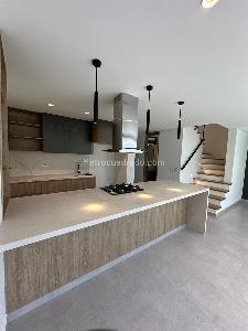 Casa de 4 alcobas en venta en Barro Blanco, Rionegro, 323 m² · foto 20 de 20