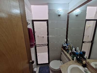 Casa de 3 alcobas en venta en El Poblado, Medellín, 240 m² · foto 16 de 20