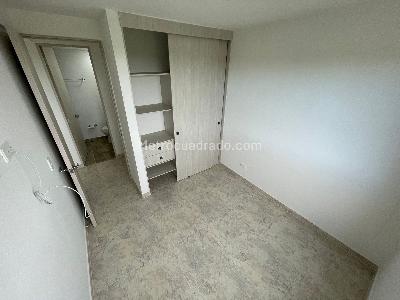Apartamento de 3 alcobas en venta en San Antonio, Rionegro, 80 m² · foto 10 de 19