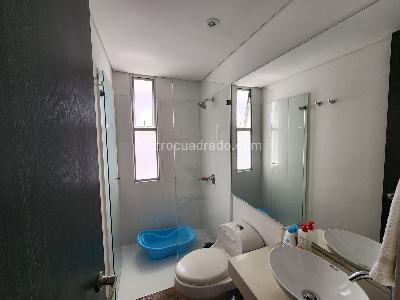 Casa de 2 alcobas en venta en Barro Blanco, Rionegro, 182 m² · foto 2 de 20