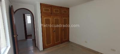Casa de 5 alcobas en venta en Centro, Rionegro, 198 m² · foto 8 de 17