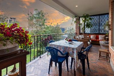 Casa de 4 alcobas en venta en El Poblado, Medellín, 440 m² · foto 9 de 18
