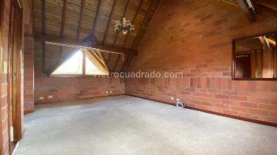 Casa de 3 alcobas en venta en San Nicolas, Rionegro, 120 m² · foto 14 de 18
