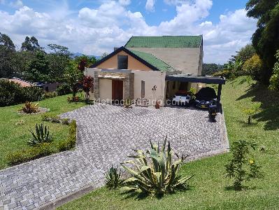 Casa de 3 alcobas en venta en Quirama, Rionegro, 300 m² · foto 4 de 20