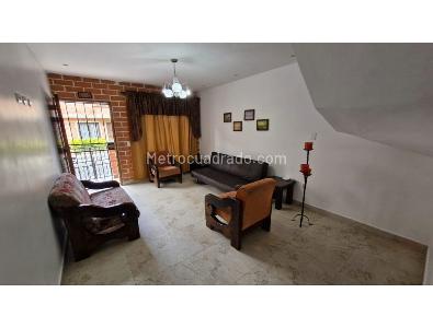 Casa de 4 alcobas en venta en Las Torres, Rionegro, 270 m² · foto 5 de 18