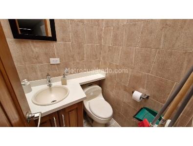 Casa de 4 alcobas en venta en Las Torres, Rionegro, 270 m² · foto 16 de 18