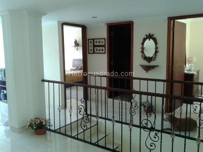 Apartamento de 4 alcobas en venta en Belen Rosales, Medellín, 300 m² · foto 14 de 15