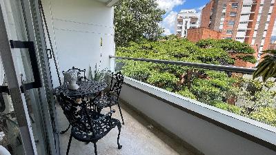 Apartamento de 3 alcobas en venta en Laureles, Medellín, 106 m² · foto 5 de 12