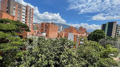 Apartamento de 3 alcobas en venta en Laureles, Medellín, 106 m² · foto 6 de 12