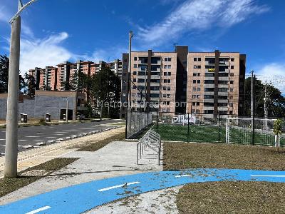 Apartamento de 2 alcobas en venta en San Antonio De Pereira, Rionegro, 65 m² · foto 3 de 15