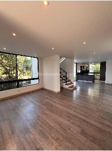 Casa de 3 alcobas en venta en Llanogrande, Rionegro, 250 m² · foto 4 de 11