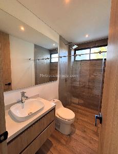 Casa de 3 alcobas en venta en Llanogrande, Rionegro, 250 m² · foto 8 de 11