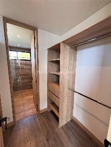 Casa de 3 alcobas en venta en Llanogrande, Rionegro, 250 m² · foto 10 de 11