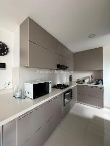 Apartamento de 3 alcobas en venta en La Castellana, Medellín, 96 m² · foto 2 de 10