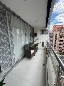 Apartamento de 3 alcobas en venta en La Castellana, Medellín, 96 m² · foto 5 de 10