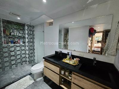 Apartamento en venta en El Poblado, Medellín · foto 3 de 15