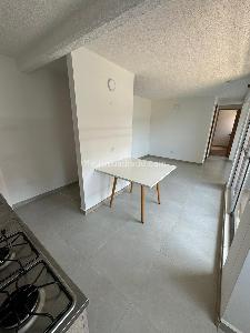 Apartamento de 2 alcobas en venta en Fontibon, Rionegro, 57 m² · foto 3 de 9