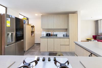 Casa de 4 alcobas en venta en El Poblado, Medellín, 280 m² · foto 7 de 20
