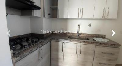 Apartamento de 2 alcobas en venta en Uco, Rionegro, 72 m² · foto 2 de 13