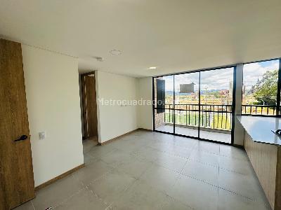 Apartamento de 2 alcobas en venta en San Antonio, Rionegro, 66 m² · foto 6 de 11