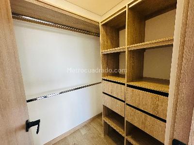 Apartamento de 2 alcobas en venta en San Antonio, Rionegro, 66 m² · foto 8 de 11