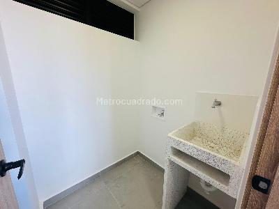 Apartamento de 2 alcobas en venta en San Antonio, Rionegro, 66 m² · foto 10 de 11