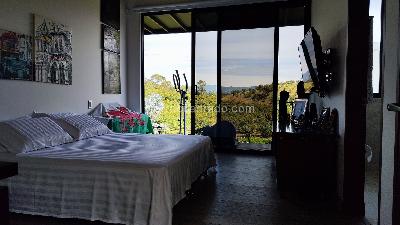 Casa de 3 alcobas en venta en San Antonio, Rionegro, 278 m² · foto 17 de 20