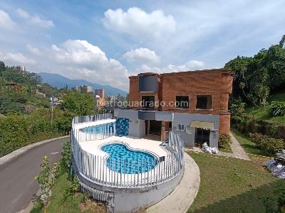 Casa de 3 alcobas en venta en La Doctora, Sabaneta, 323 m² · foto 12 de 18