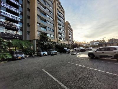 Apartamento de 2 alcobas en venta en Forest, Rionegro, 78 m² · foto 2 de 20
